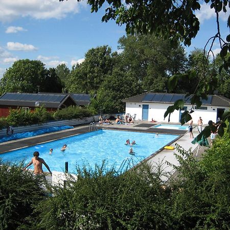 Allégården Kastlösa Vandrarhem Esterno foto