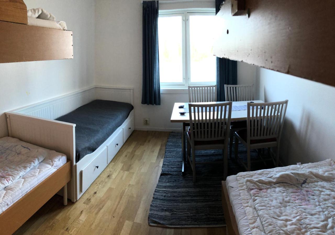 Allégården Kastlösa Vandrarhem Esterno foto