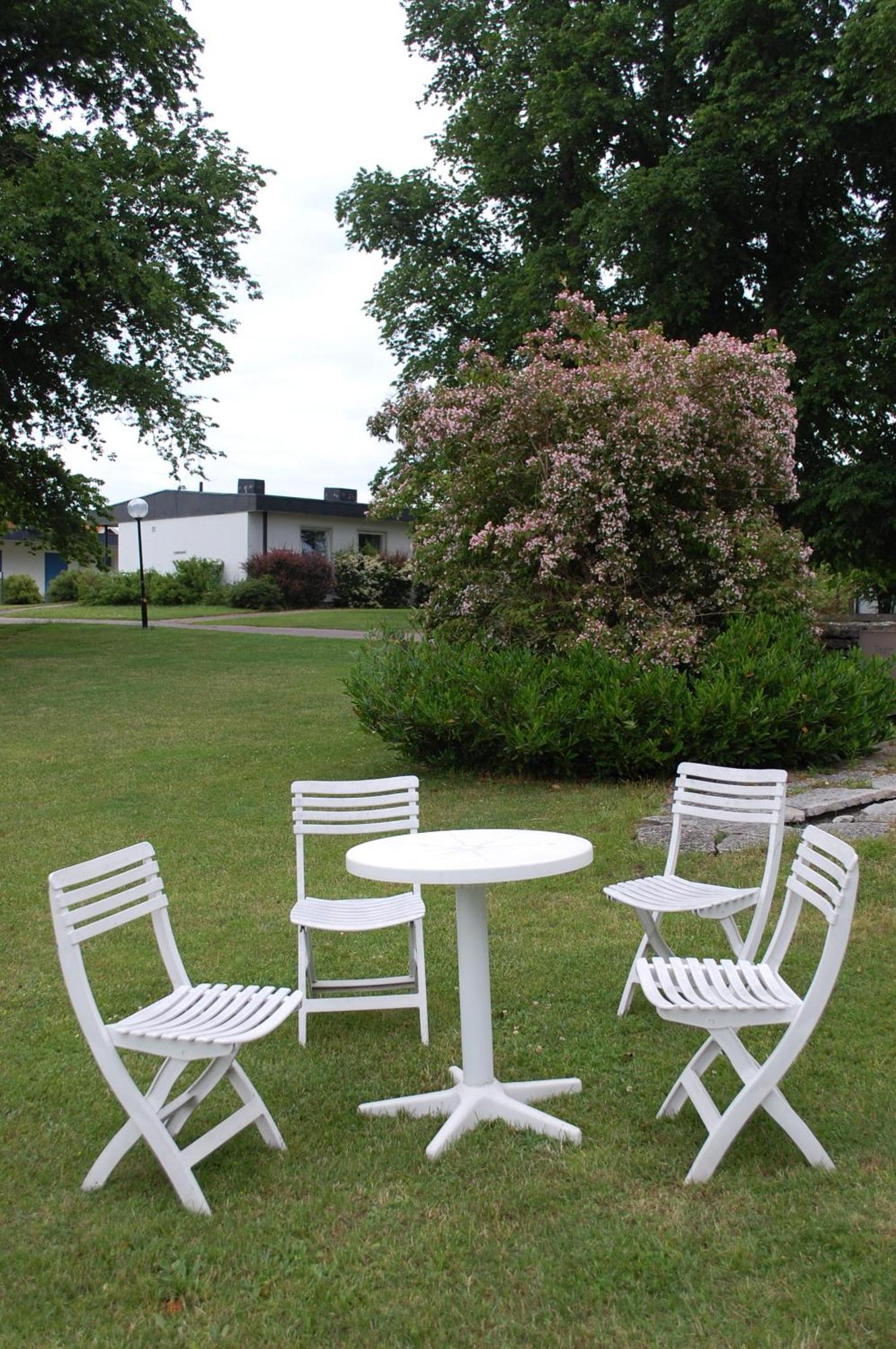 Allégården Kastlösa Vandrarhem Esterno foto